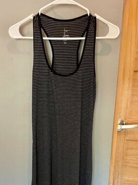 Leom Designs racer-back long tank dress size xs